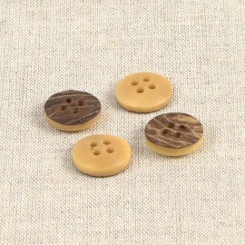 4-HOLE BUTTON MADE OF SYNTHETIC IVORY
