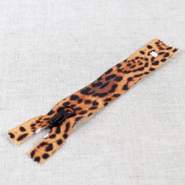 Leopard print open end zi p