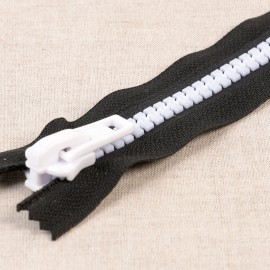 Resin zip close end