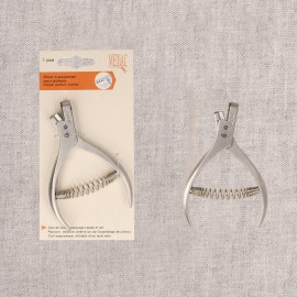 Pliers with notches