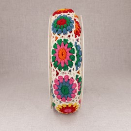 Crochet rose trimming