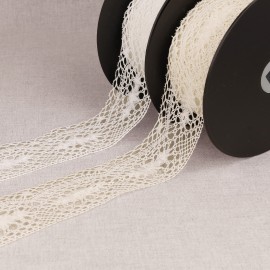 Cotton lace