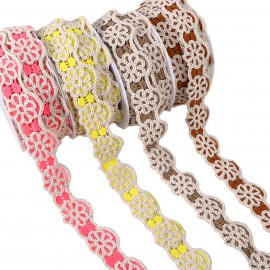 Two-tone floral macramé trim