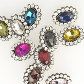 BOUTON BIJOU STRASS 23x18mm