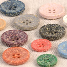 Rice husks buttons