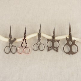 Antique embroid. scissors