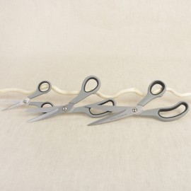 MULTIUSE TITANIUM SCISSOR