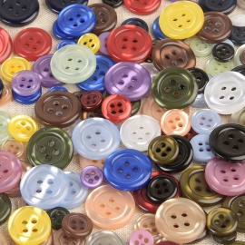 SMALL ROUND BUTTONS 4HOLES