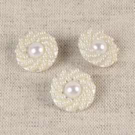 Button pearls
